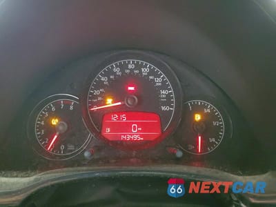 Zdjęcie 9 z 11 samochodu: 2012 VOLKSWAGEN BEETLE VIN:3VWAX7AT8CM647214 - miniatura