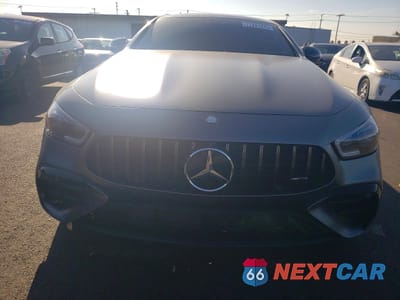 Piąte zdjęcie samochodu w środku: 2024 MERCEDES-BENZ AMG GT 43 VIN:W1K7X5KB6RV001729 - miniatura