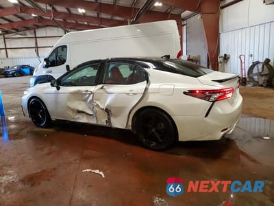 Drugie zdjęcie samochodu z przodu: 2021 TOYOTA CAMRY XSE VIN:4T1K61AK2MU466097 - miniatura