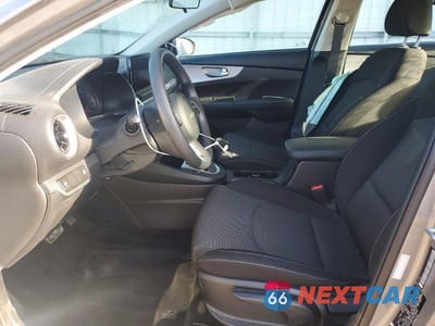 Zdjęcie 7 z 12 samochodu: 2023 KIA FORTE LXS VIN:3KPF24AD7PE678369 - miniatura