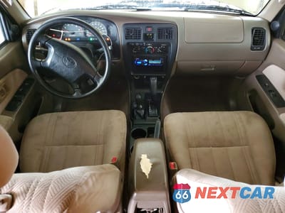 Zdjęcie 8 z 14 samochodu: 2001 TOYOTA 4RUNNER SR5 VIN:JT3HN86R210339146 - miniatura