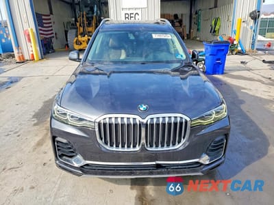 Piąte zdjęcie samochodu w środku: 2020 BMW X7 XDRIVE40I VIN:5UXCW2C06L9B40901 - miniatura