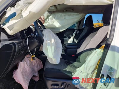 Zdjęcie 7 z 12 samochodu: 2019 TOYOTA 4RUNNER SR5 VIN:JTEZU5JR0K5210010 - miniatura