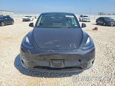 Piąte zdjęcie samochodu w środku: 2024 TESLA MODEL Y VIN:7SAYGDEEXRA233747 - miniatura
