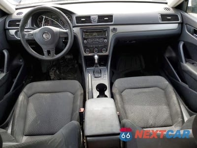 Zdjęcie 8 z 12 samochodu: 2013 VOLKSWAGEN PASSAT S VIN:1VWAH7A32DC015986 - miniatura