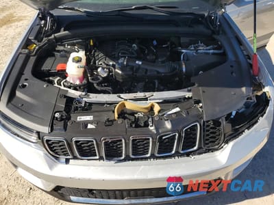 Zdjęcie 12 z 13 samochodu: 2025 JEEP GRAND CHEROKEE LAREDO VIN:1C4RJGAG1SC266041 - miniatura