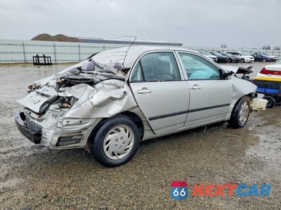 Trzecie zdjęcie samochodu z tyłu: 2004 TOYOTA COROLLA CE VIN:1NXBR32E44Z214542 - miniatura