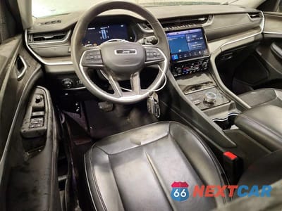 Zdjęcie 8 z 12 samochodu: 2023 JEEP GRAND CHEROKEE LIMITED VIN:1C4RJHBGXP8882089 - miniatura