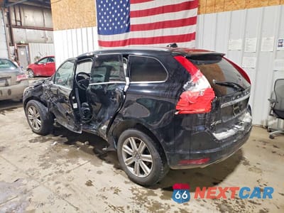 Drugie zdjęcie samochodu z przodu: 2017 VOLVO XC60 T5 INSCRIPTION VIN:YV440MRU1H2000312 - miniatura