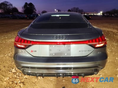 Zdjęcie 6 z 12 samochodu: 2024 AUDI RS E-TRON GT VIN:WAUBHBFW2R7901557 - miniatura