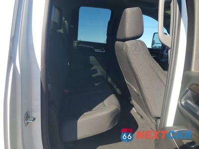 Zdjęcie 10 z 12 samochodu: 2025 GMC SIERRA K2500 SLE VIN:1GT5UMEYXSF118380 - miniatura