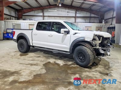 Czwarte zdjęcie samochodu z boku: 2021 FORD F150 RAPTOR VIN:1FTFW1RG3MFC61947 - miniatura