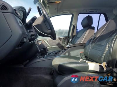 Zdjęcie 7 z 13 samochodu: 2000 MERCEDES-BENZ ML 320 VIN:4JGAB54E6YA210542 - miniatura