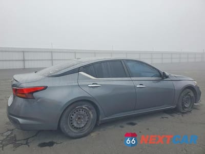 Trzecie zdjęcie samochodu z tyłu: 2019 NISSAN ALTIMA 2.5 S VIN:1N4BL4BV4KC251241 - miniatura