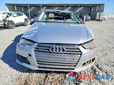 Piąte zdjęcie samochodu w środku: 2017 AUDI A4 PREMIUM VIN:WAUANAF43HN001743 - miniatura