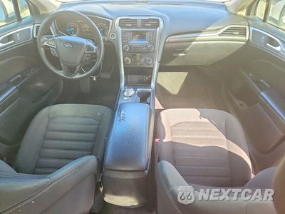 Zdjęcie 8 z 11 samochodu: 2017 FORD FUSION SE VIN:3FA6P0H76HR318293 - miniatura