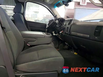 Zdjęcie 7 z 13 samochodu: 2008 CHEVROLET SILVERADO K1500 VIN:2GCEK19J381186912 - miniatura
