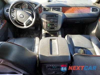 Zdjęcie 8 z 13 samochodu: 2011 GMC YUKON XL K1500 SLE VIN:1GKS2HE36BR192953 - miniatura