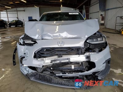 Piąte zdjęcie samochodu w środku: 2024 HONDA HR-V SPORT VIN:3CZRZ1H55RM720644 - miniatura