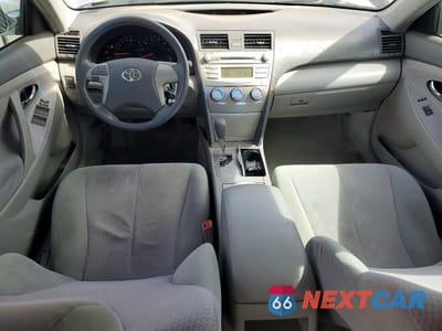 Zdjęcie 8 z 11 samochodu: 2010 TOYOTA CAMRY BASE VIN:4T1BF3EK1AU025126 - miniatura