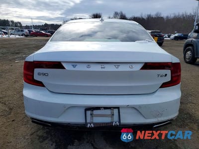 Zdjęcie 6 z 12 samochodu: 2018 VOLVO S90 T6 MOMENTUM VIN:LVY992MK6JP033669 - miniatura