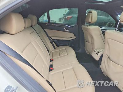 Zdjęcie 10 z 12 samochodu: 2010 MERCEDES-BENZ E 350 VIN:WDDHF5GB7AA030989 - miniatura