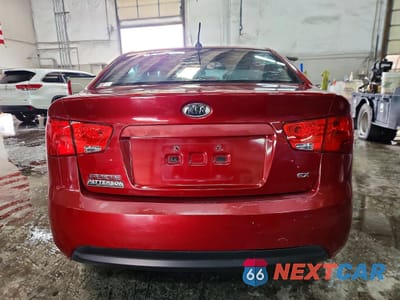 Zdjęcie 6 z 12 samochodu: 2011 KIA FORTE EX VIN:KNAFU4A21B5361410 - miniatura