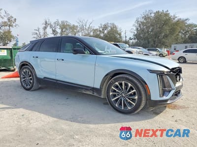 Czwarte zdjęcie samochodu z boku: 2024 CADILLAC LYRIQ SPORT VIN:1GYKPVRK8RZ122159 - miniatura