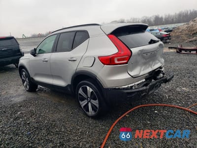 Drugie zdjęcie samochodu z przodu: 2023 VOLVO XC40 RECHARGE PLUS VIN:YV4ED3UL0P2071338 - miniatura