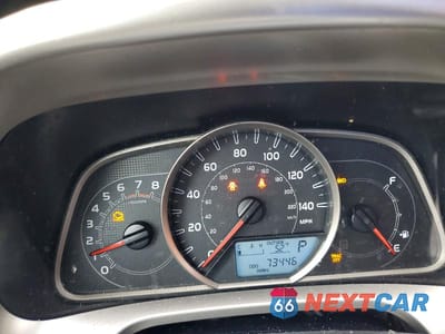 Zdjęcie 9 z 13 samochodu: 2013 TOYOTA RAV4 XLE VIN:JTMRFREV2DD003513 - miniatura