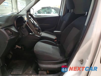 Zdjęcie 7 z 12 samochodu: 2016 RAM PROMASTER CITY VIN:ZFBERFAT7G6B03873 - miniatura