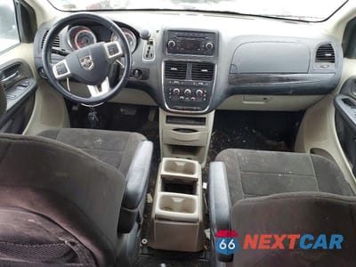 Zdjęcie 8 z 13 samochodu: 2013 DODGE GRAND CARAVAN SE VIN:2C4RDGBG3DR632968 - miniatura