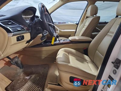 Zdjęcie 7 z 13 samochodu: 2012 BMW X5 XDRIVE35I VIN:5UXZV4C56CL746963 - miniatura