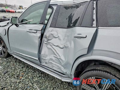 Zdjęcie 8 z 12 samochodu: 2024 VOLVO XC90 ULTIMATE VIN:YV4H60LF0R1153371 - miniatura