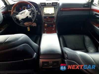 Zdjęcie 8 z 13 samochodu: 2007 LEXUS LS 460 BASE VIN:JTHBL46F075014558 - miniatura