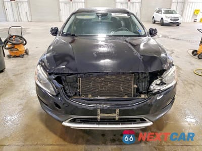 Piąte zdjęcie samochodu w środku: 2016 VOLVO V60 CROSS COUNTRY PREMIER VIN:YV4612HKXG1015857 - miniatura