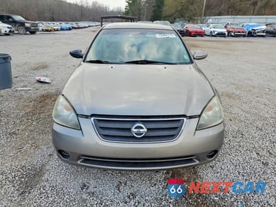 Piąte zdjęcie samochodu w środku: 2002 NISSAN ALTIMA 2.5 VIN:1N4AL11D82C262343 - miniatura
