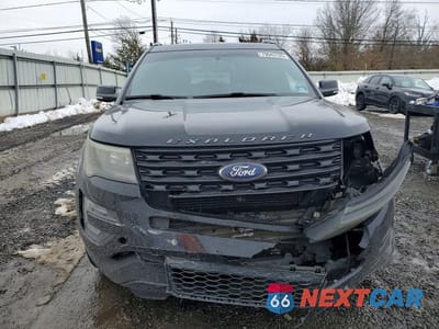 Piąte zdjęcie samochodu w środku: 2016 FORD EXPLORER SPORT VIN:1FM5K8GT3GGC80296 - miniatura