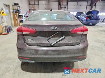 Zdjęcie 6 z 12 samochodu: 2018 KIA FORTE LX VIN:3KPFK4A70JE258387 - miniatura