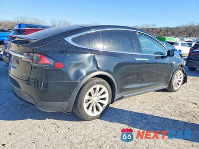 Trzecie zdjęcie samochodu z tyłu: 2016 TESLA MODEL X VIN:5YJXCAE27GF016861 - miniatura