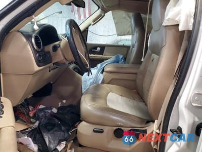 Zdjęcie 7 z 12 samochodu: 2004 FORD EXPEDITION VIN:1FMFU17L44LB43960 - miniatura