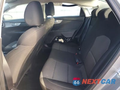 Zdjęcie 10 z 12 samochodu: 2023 KIA FORTE LXS VIN:3KPF24AD7PE678369 - miniatura
