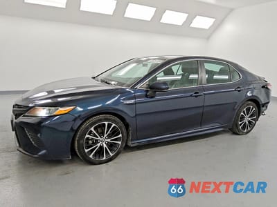 2020 TOYOTA CAMRY HYBRID SE 4T1G31AK3LU016262 - główne zdjęcie licytacji z USA - miniatura