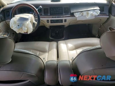 Zdjęcie 8 z 13 samochodu: 1997 LINCOLN TOWN CAR EXECUTIVE VIN:1LNLM81W1VY681650 - miniatura