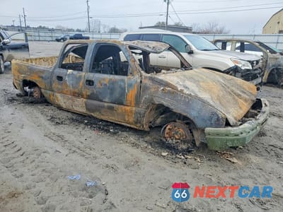 Czwarte zdjęcie samochodu z boku: 2005 CHEVROLET SILVERADO K1500 VIN:2GCEK13T751363595 - miniatura