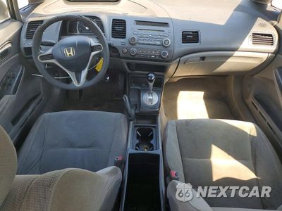 Zdjęcie 8 z 11 samochodu: 2010 HONDA CIVIC VP VIN:2HGFA1F39AH531565 - miniatura