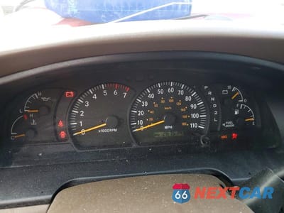 Zdjęcie 9 z 12 samochodu: 2004 TOYOTA TUNDRA LIMITED VIN:5TBDT481X4S463465 - miniatura