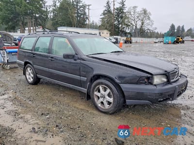 Czwarte zdjęcie samochodu z boku: 1998 VOLVO V70 XC VIN:YV1LZ564XW2472241 - miniatura
