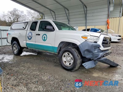 Czwarte zdjęcie samochodu z boku: 2018 TOYOTA TACOMA ACCESS CAB VIN:5TFRX5GN5JX116580 - miniatura