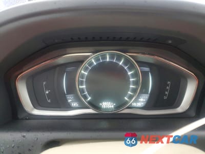 Zdjęcie 9 z 13 samochodu: 2015 VOLVO XC60 T5 PREMIER VIN:YV440MDK0F2685308 - miniatura